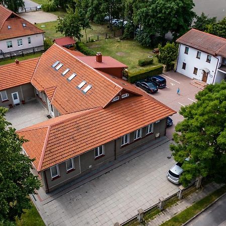 Klaipeda Inn Private Parking And Kitchen Exterior photo