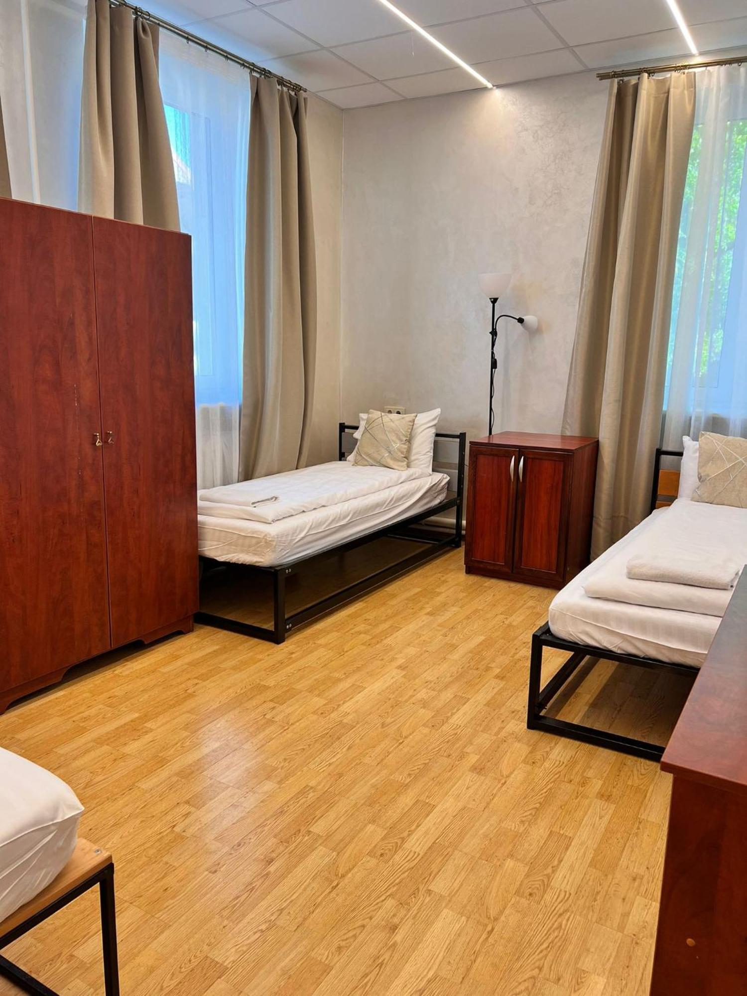 Klaipeda Inn Private Parking And Kitchen Exterior photo